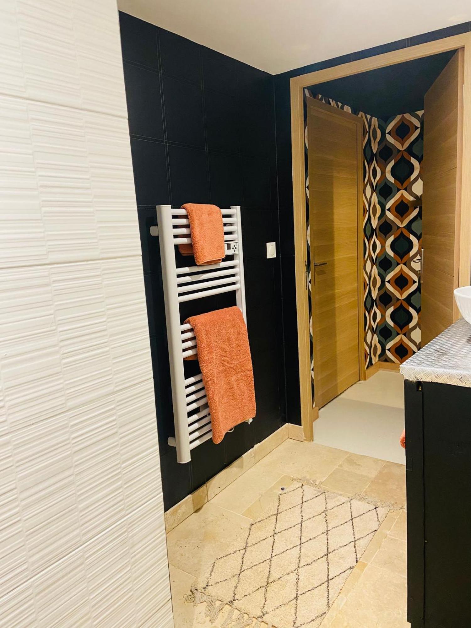Chez Val Et Tonio Hotel Rennes Ngoại thất bức ảnh