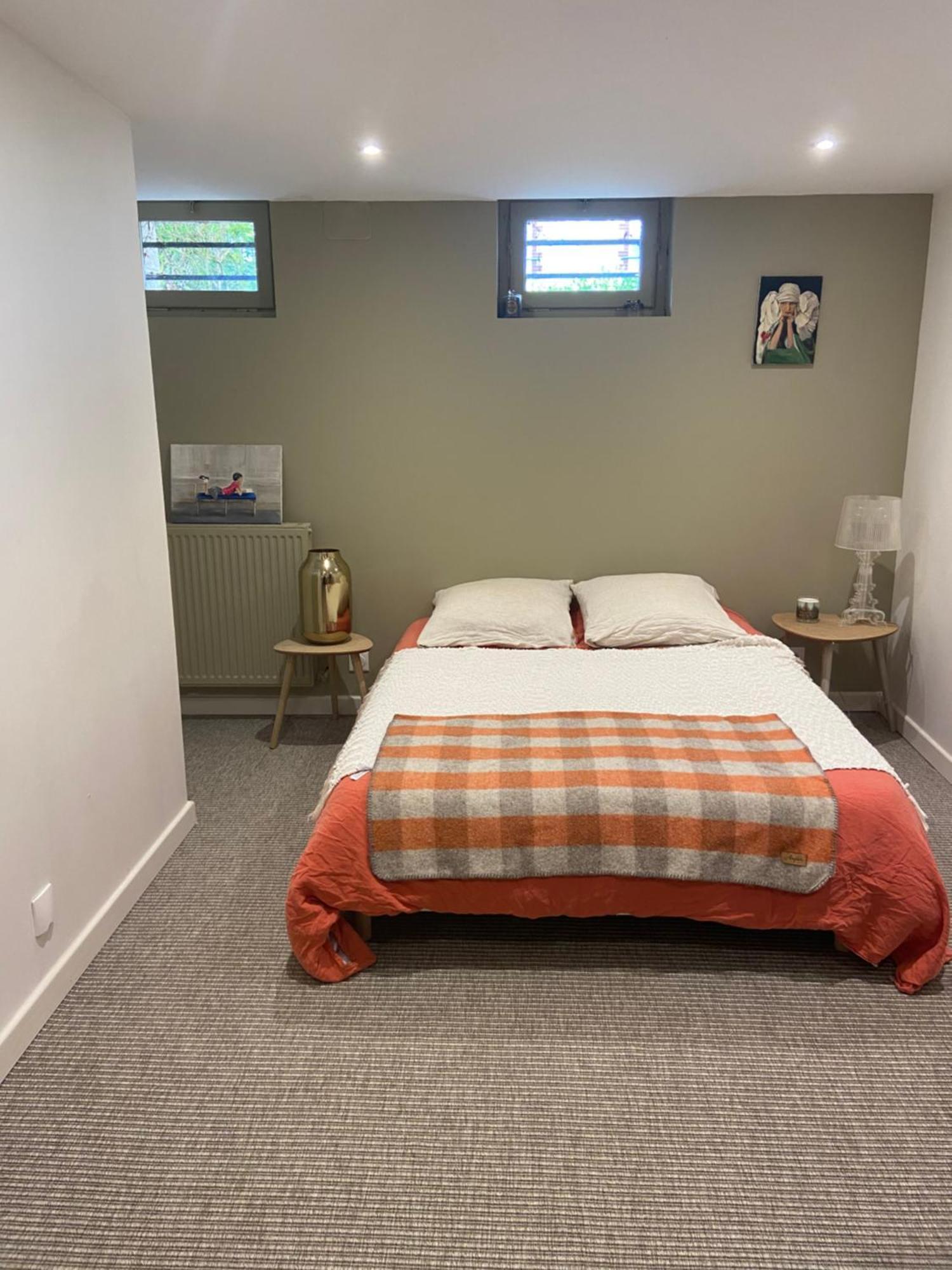 Chez Val Et Tonio Hotel Rennes Ngoại thất bức ảnh